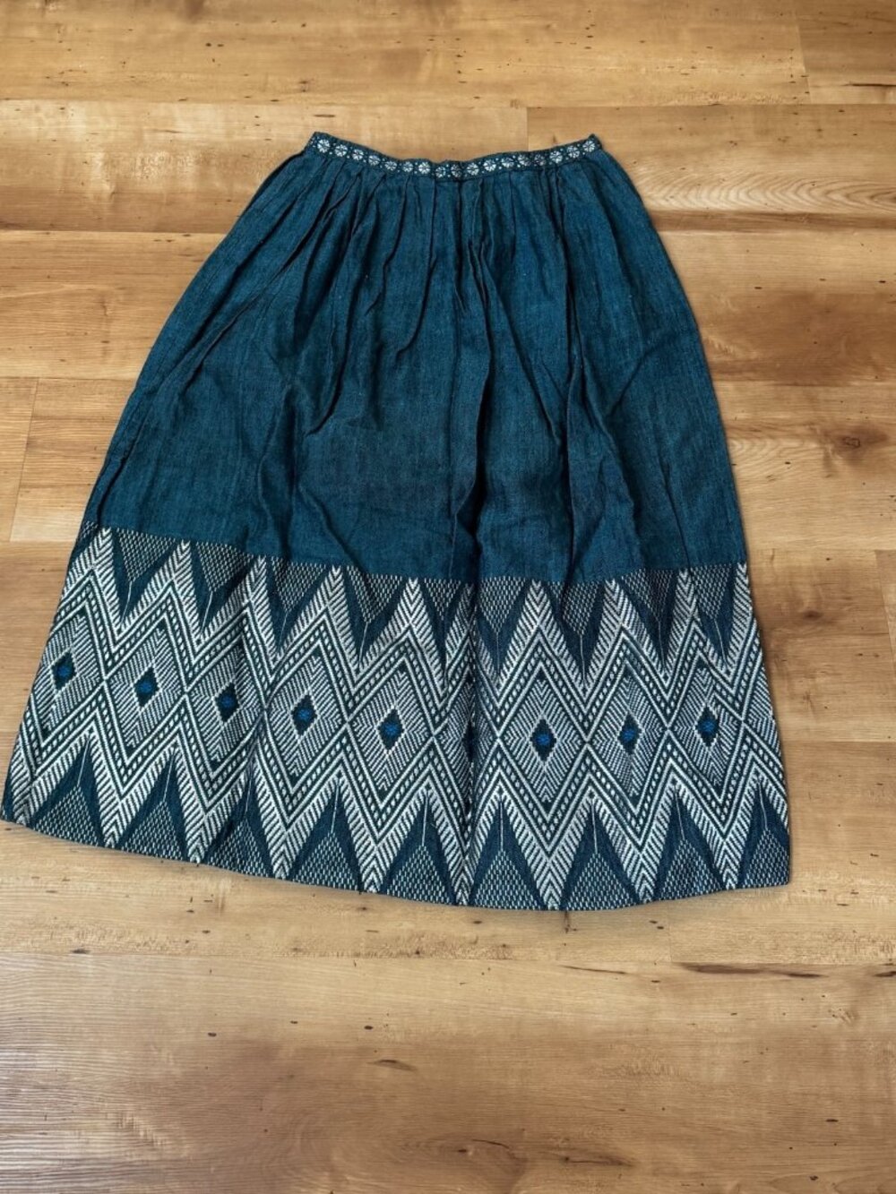 Gorgeous Vintage Mayan Hand-Woven Skirt – Southwestern Boho Chic